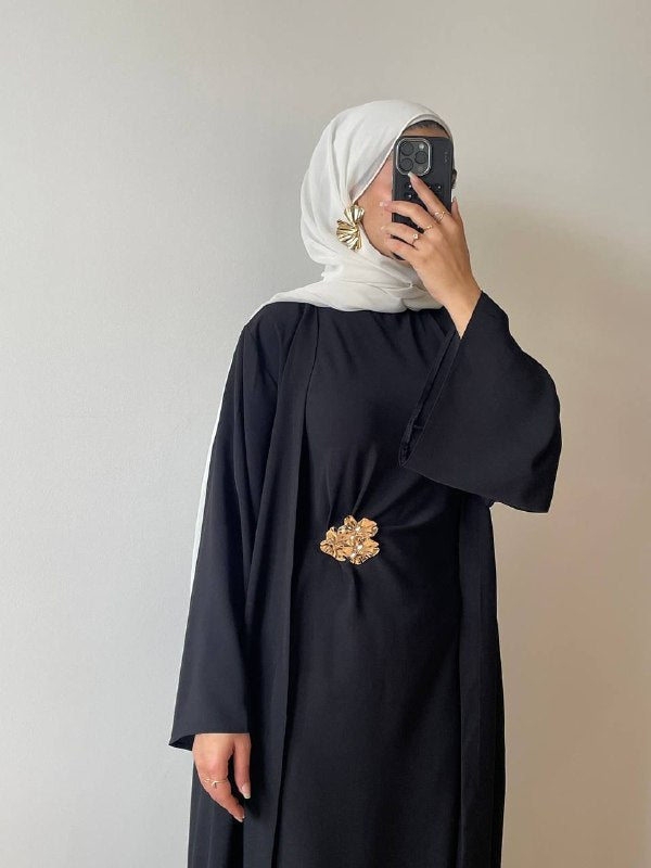 Noir Brooch Abaya Set