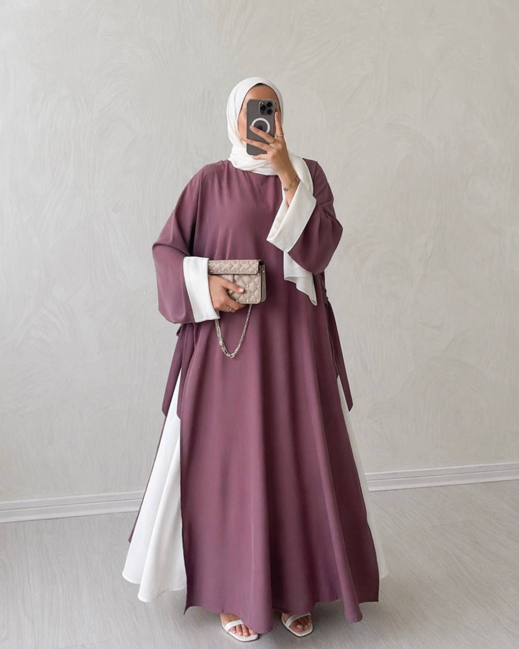 The Amira Set