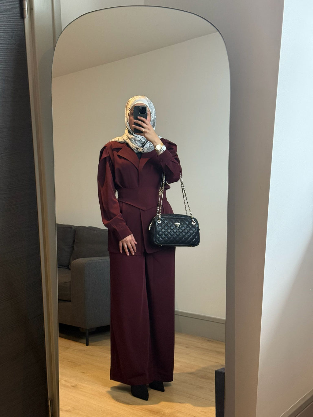 The icon burgundy set